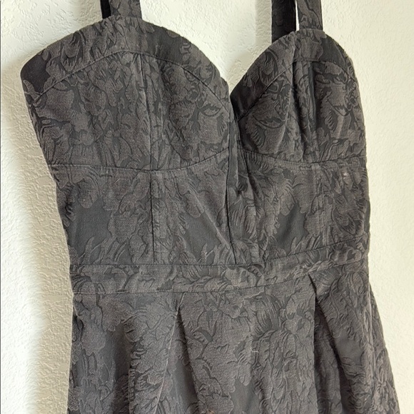 Bardot Black Sweetheart Sheath Mini Dress - Picture 4 of 10